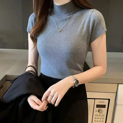 HALF-HIGH NECK SLIM BLOUSE